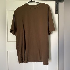 Men’s brown Croft & Barrow T shirt size L